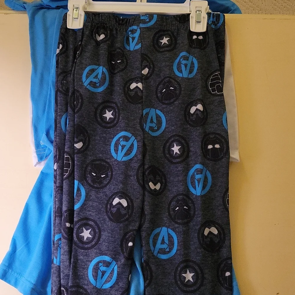 Marvel Avengers 3 Piece Boys Pajama Set, Size 10